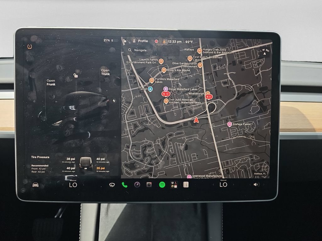 Used 2025 Tesla Model Y Long Range RWD image 14