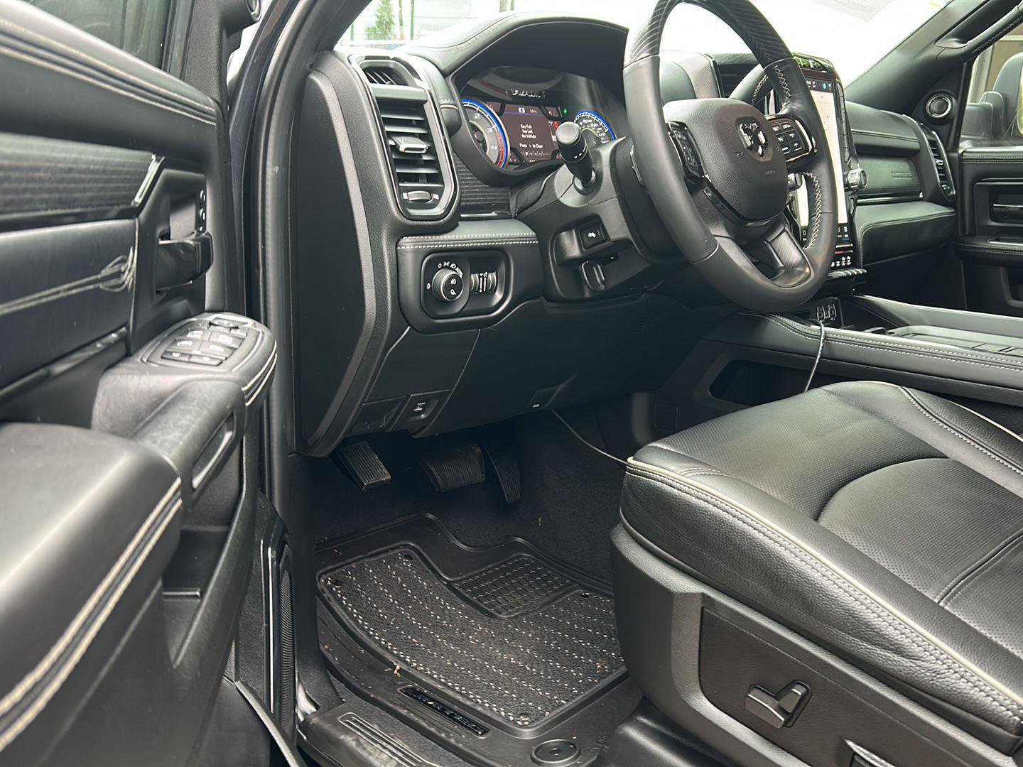 Used 2022 RAM 2500 Limited image 13