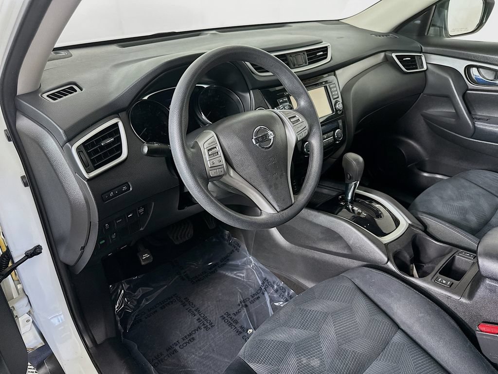 Used 2016 Nissan Rogue SV w/ SV Premium Package FWD image 14