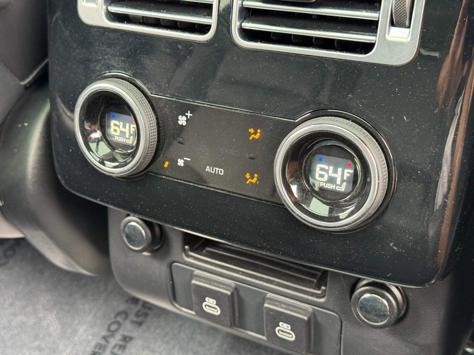 Used 2021 Land Rover Range Rover P525 Westminster Edition image 42