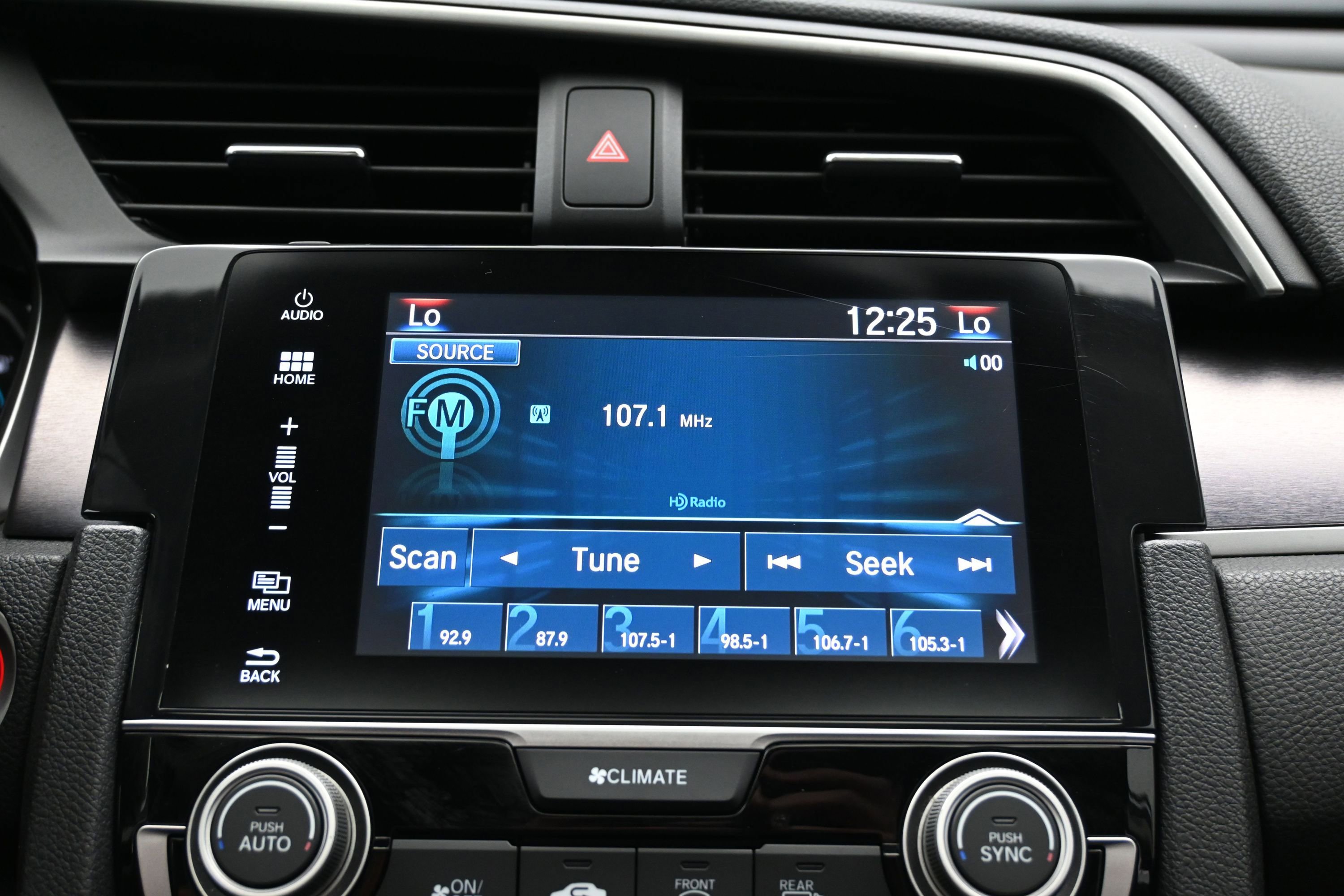Used 2017 Honda Civic EX-L image 29