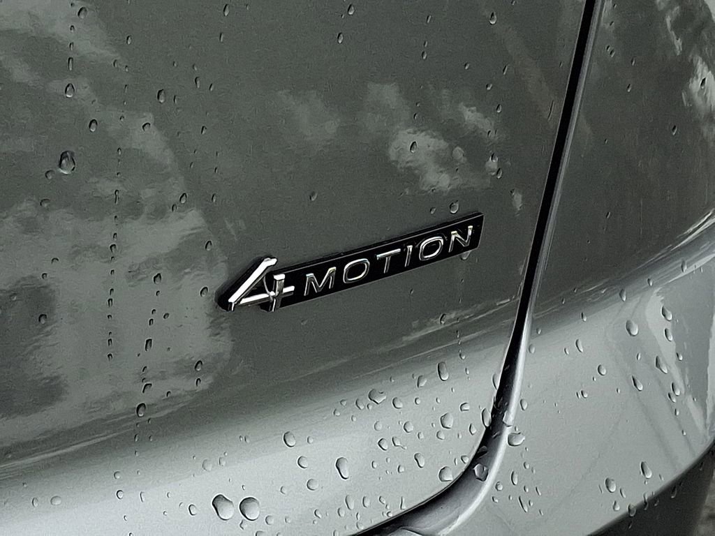 Used 2023 Volkswagen Atlas Cross Sport SEL image 32