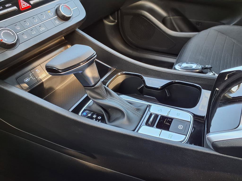 Used 2025 Hyundai Santa Cruz SE image 7