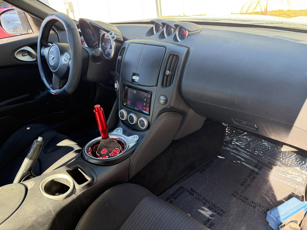 Used 2015 Nissan 370Z 2dr Cpe Manual Sport image 41