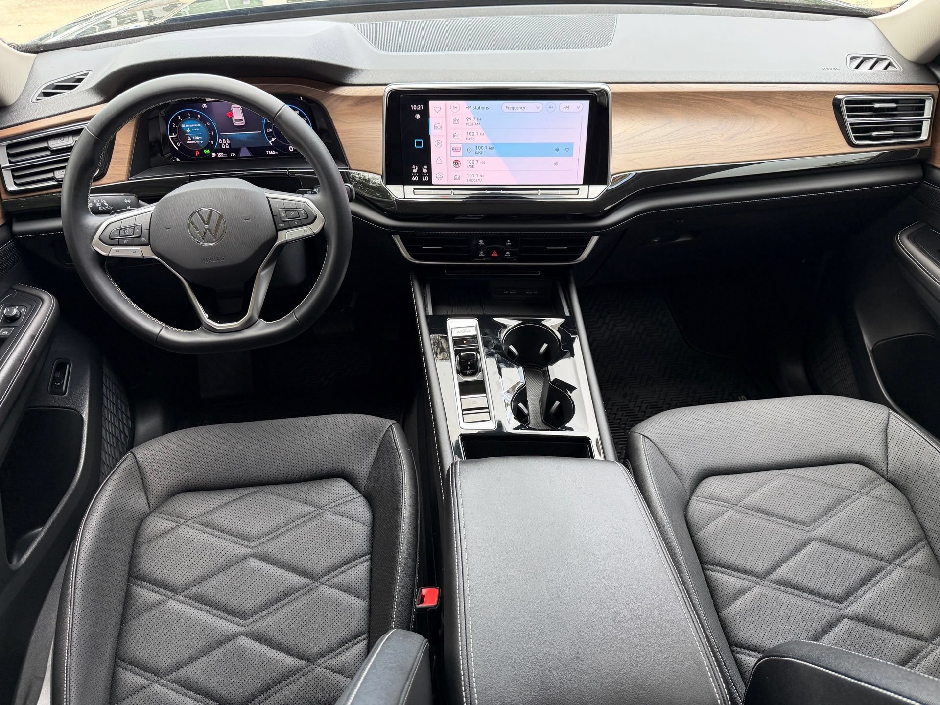Certified 2026 Volkswagen Atlas SE FWD image 28