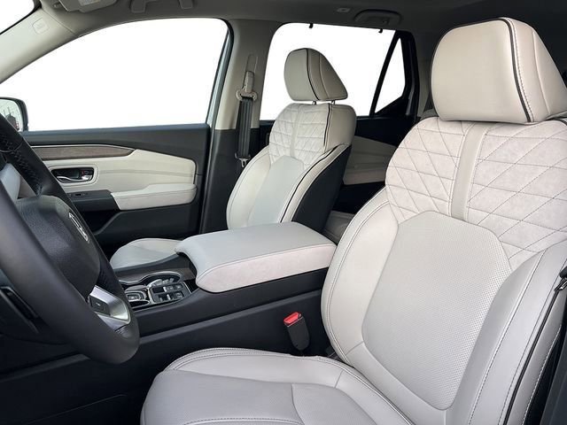 New 2026 Honda Pilot Elite image 4