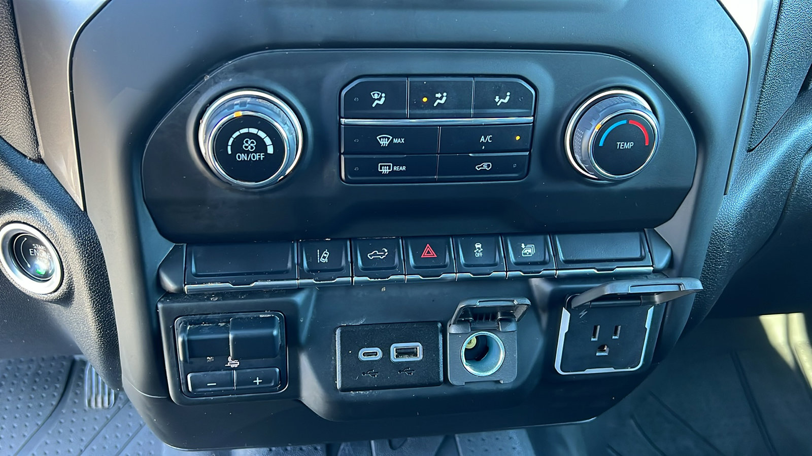 Certified 2025 Chevrolet Silverado 2500 Custom w/ Custom Convenience Package image 22