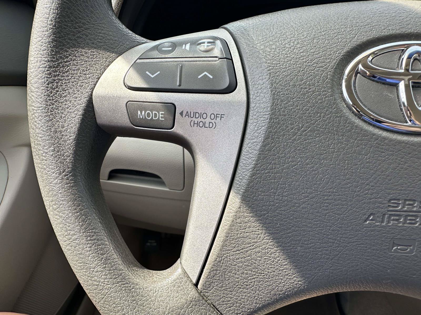 Used 2007 Toyota Camry CE FWD image 12