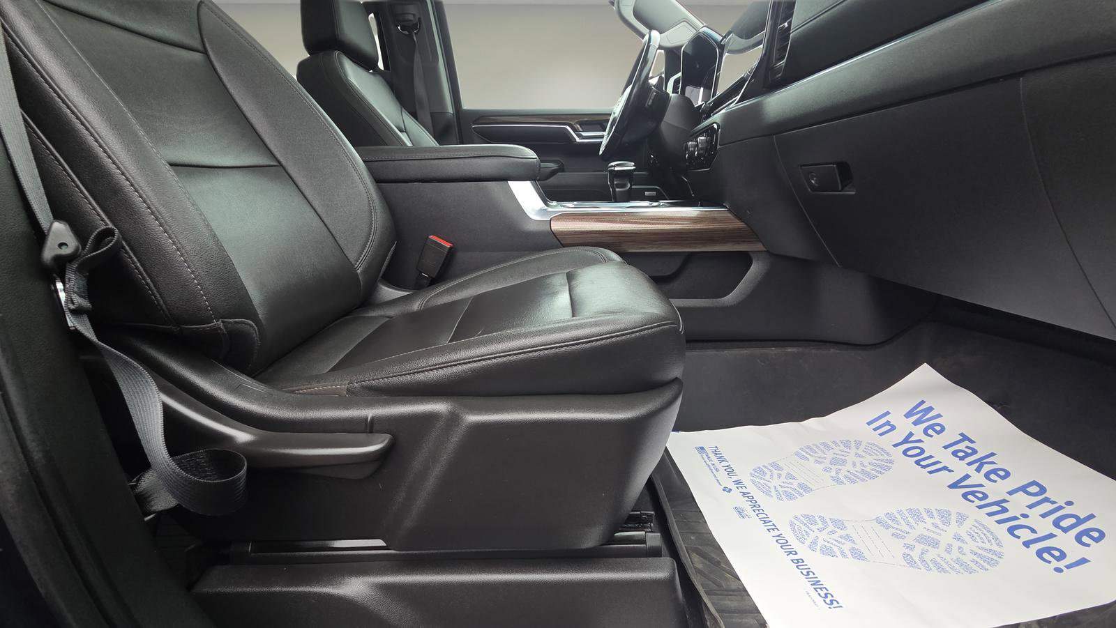 Used 2022 Chevrolet Silverado 1500 LT Trail Boss w/ LT Trail Boss Premium Package AWD/4WD image 15