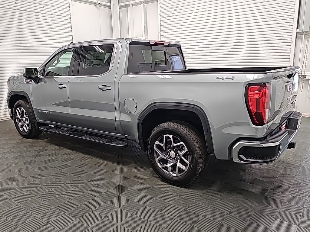 New 2026 GMC Sierra 1500 SLE w/ Preferred Package image 5