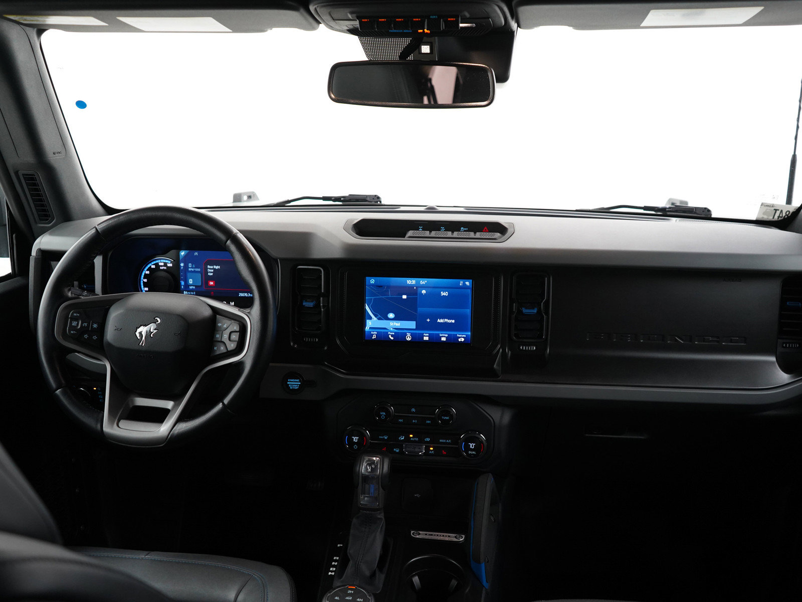 Used 2021 Ford Bronco Black Diamond image 12