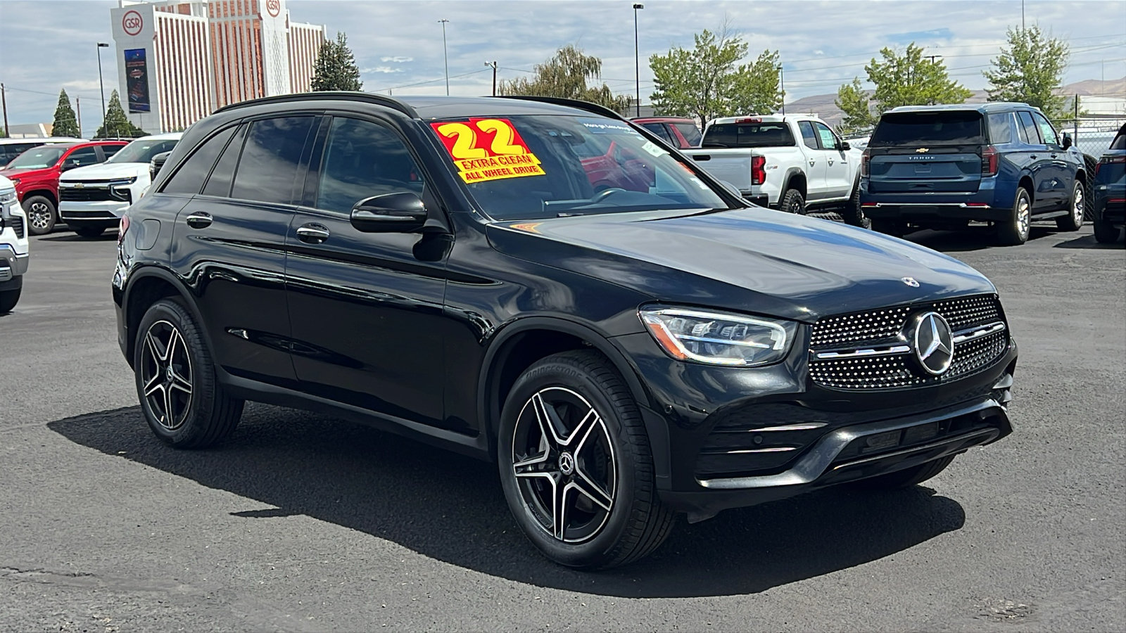Used 2022 Mercedes-Benz GLC 300 4MATIC image 3