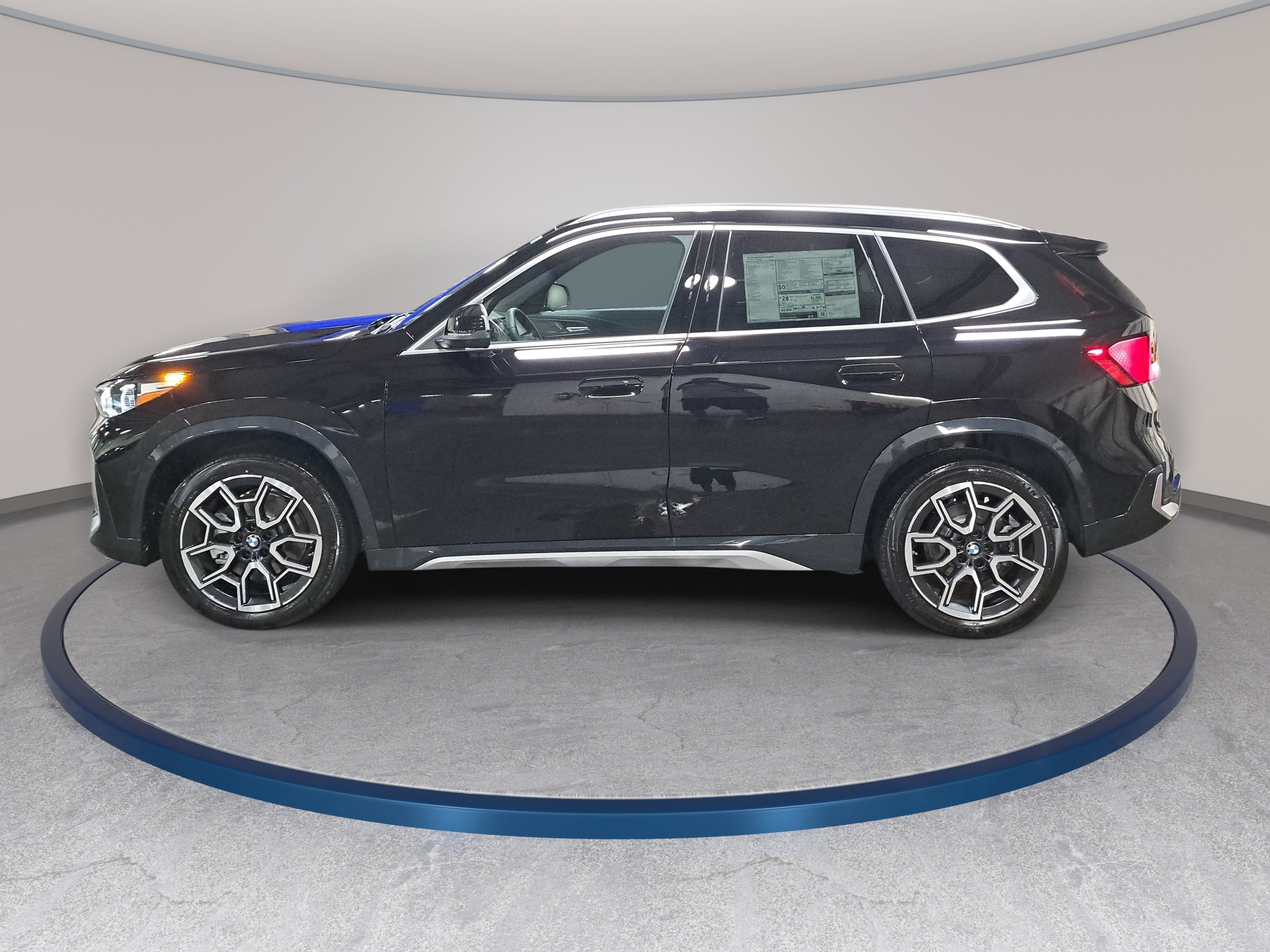 New 2026 BMW X1 xDrive28i w/ Technology Package AWD/4WD image 8