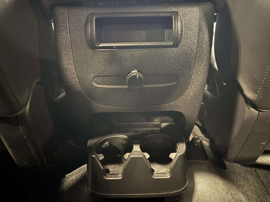 Used 2013 GMC Sierra 3500 Denali image 30