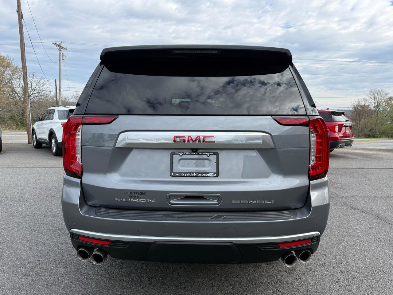 Used 2022 GMC Yukon XL Denali AWD/4WD image 5