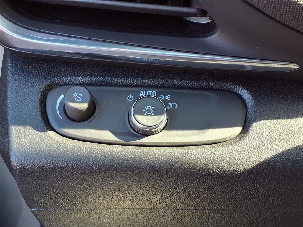 Used 2024 Buick Envista Preferred image 20