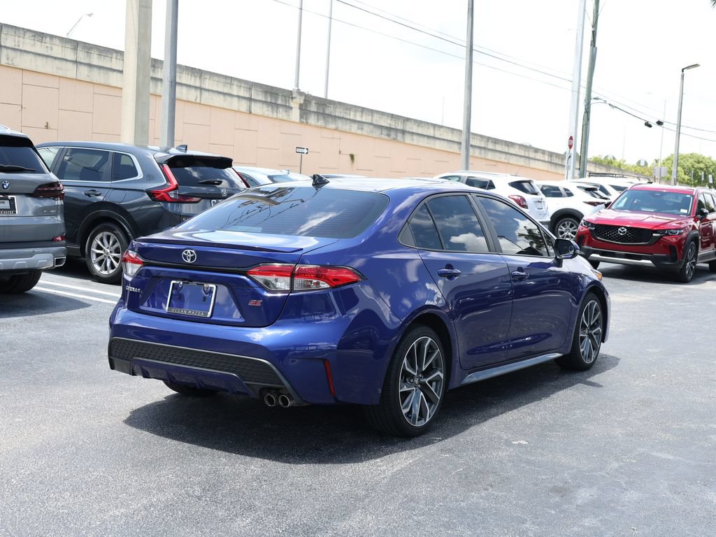Used 2022 Toyota Corolla SE FWD image 4