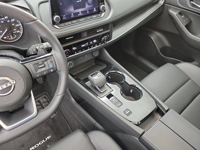 Used 2023 Nissan Rogue SV w/ SV Premium B Package FWD image 31