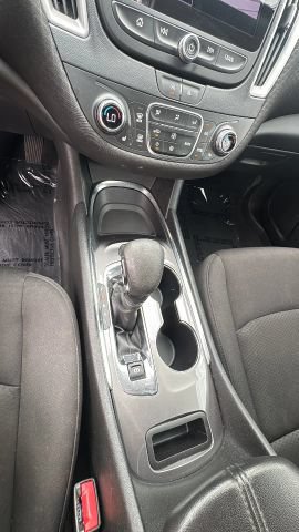 Used 2022 Chevrolet Malibu LT FWD image 26