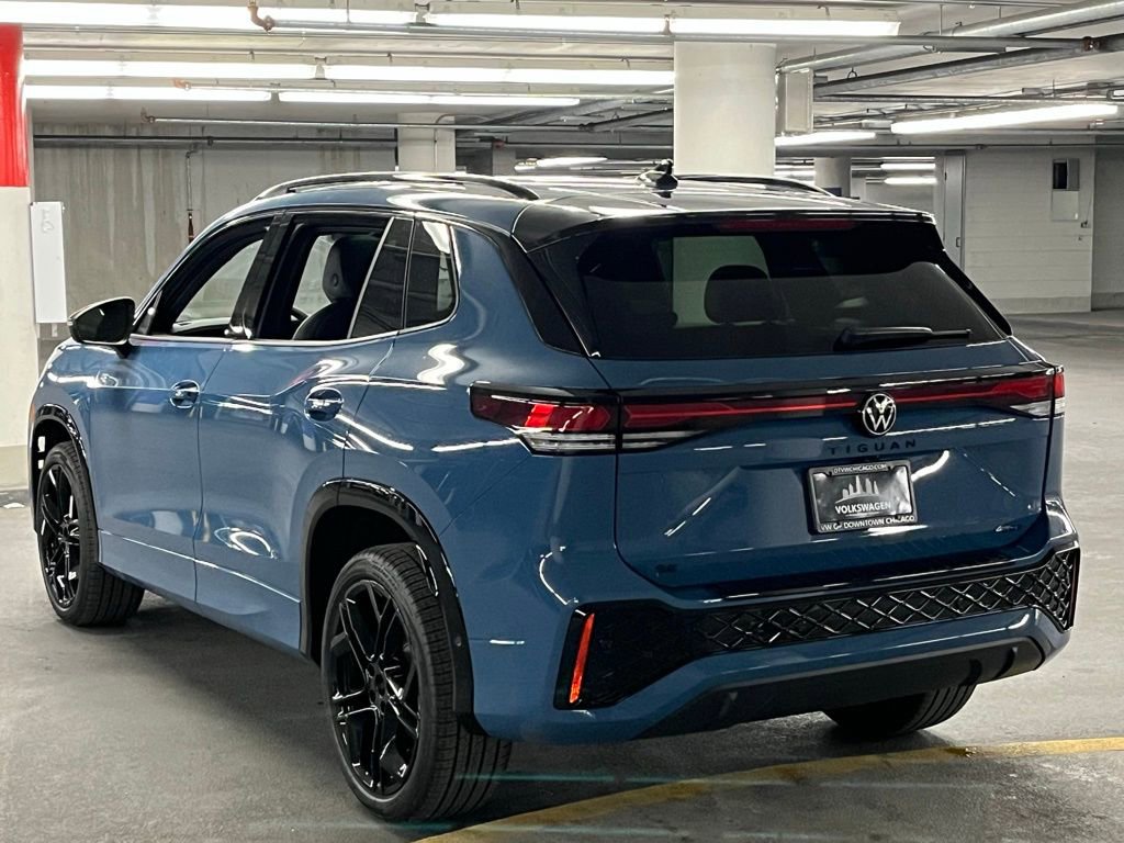 New 2026 Volkswagen Tiguan SE R-Line AWD/4WD image 5