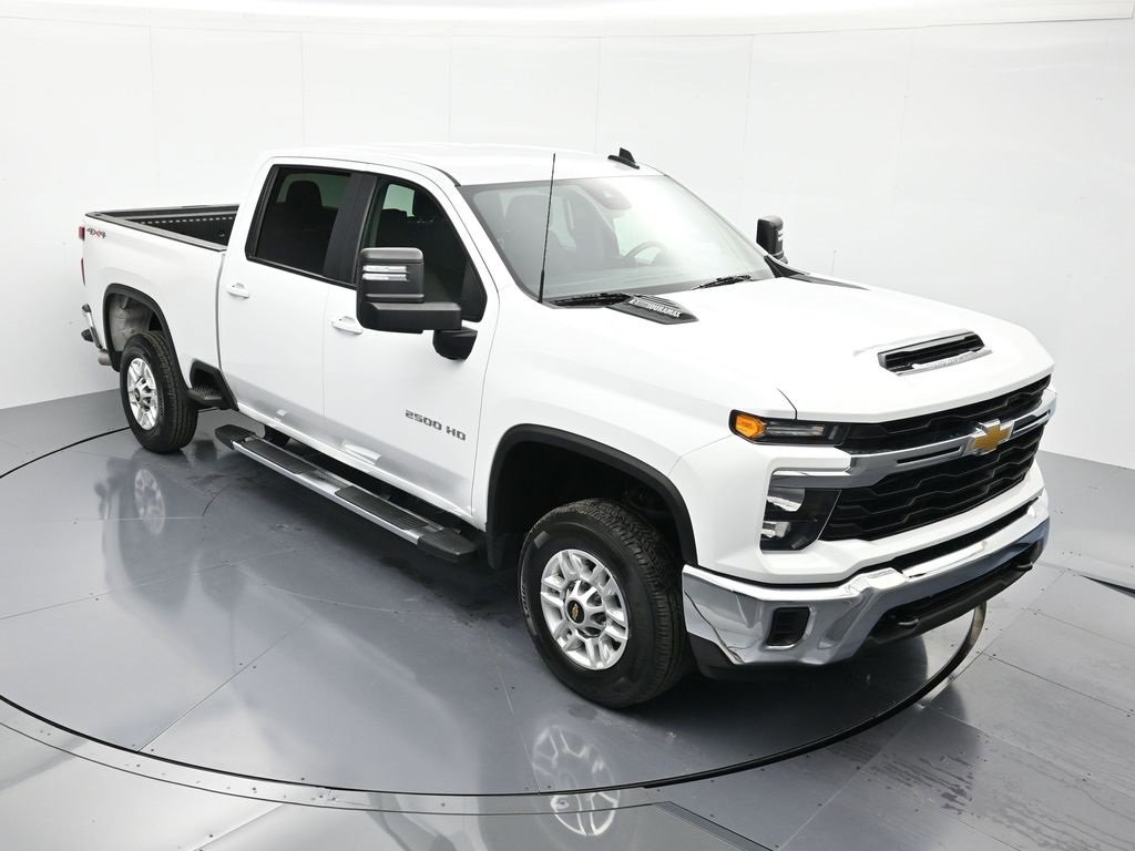 Used 2024 Chevrolet Silverado 2500 LT image 31