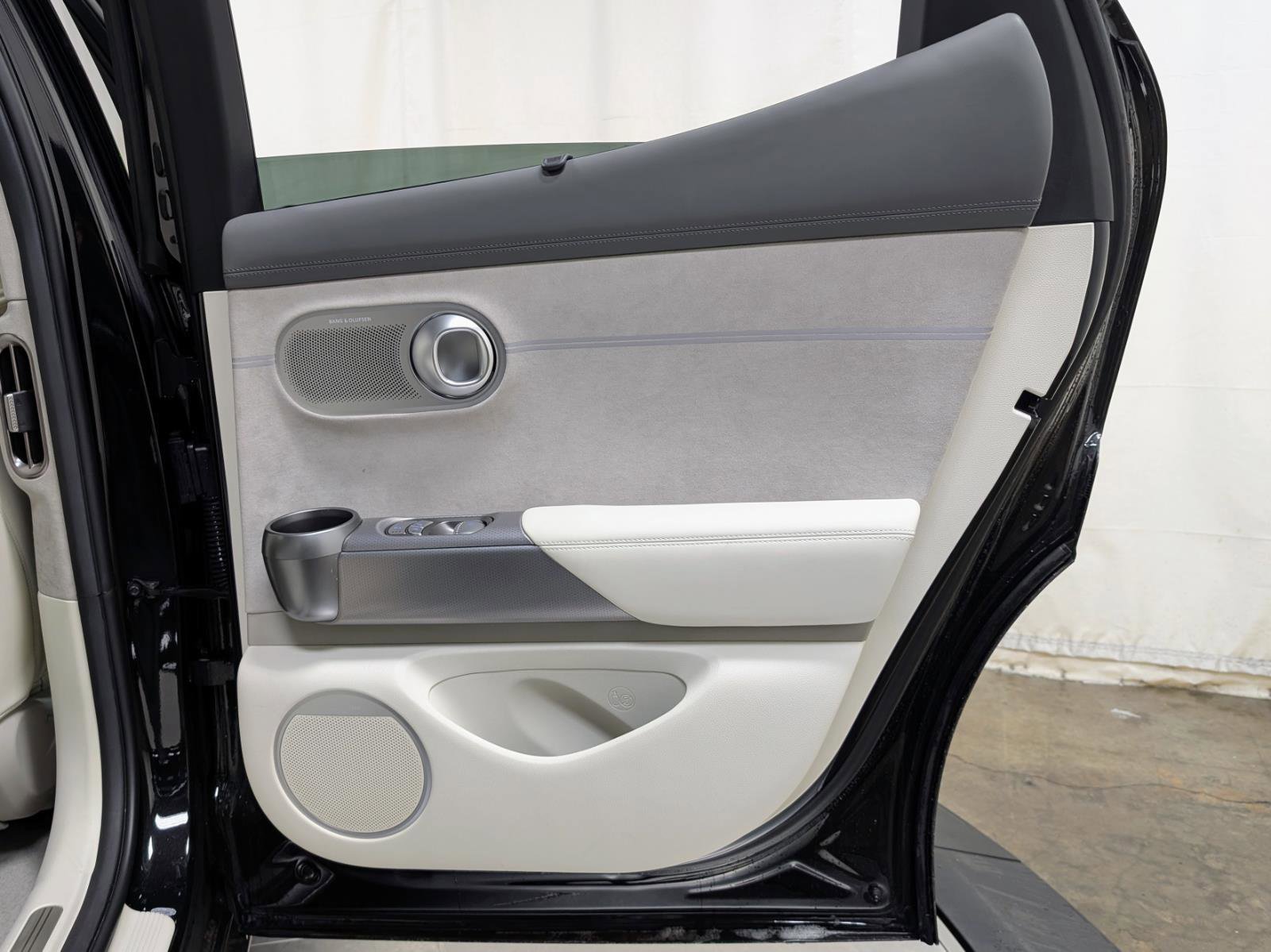 Used 2025 Genesis GV60 Performance image 21