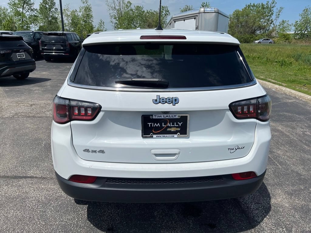 Used 2024 Jeep Compass Sport AWD/4WD image 6