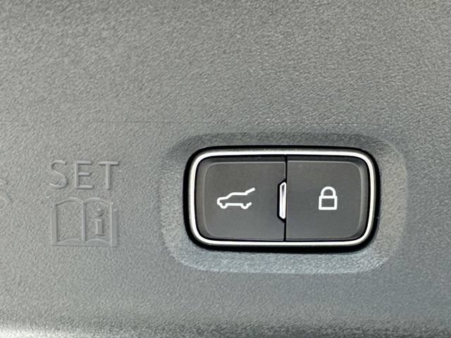 New 2026 Lincoln Navigator L Reserve AWD/4WD image 15
