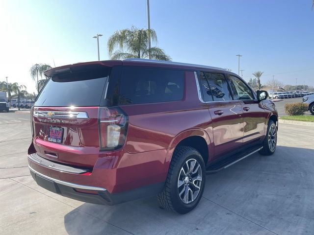Used 2023 Chevrolet Suburban LS w/ Driver Alert Package image 8