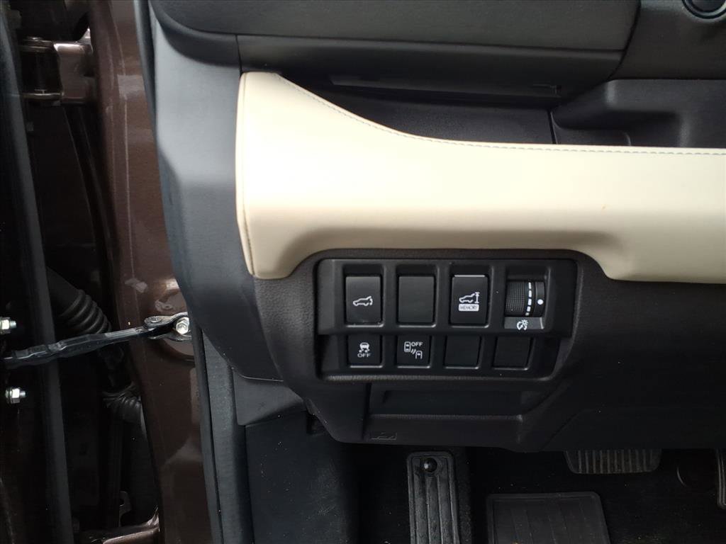 Used 2019 Subaru Ascent Limited image 27