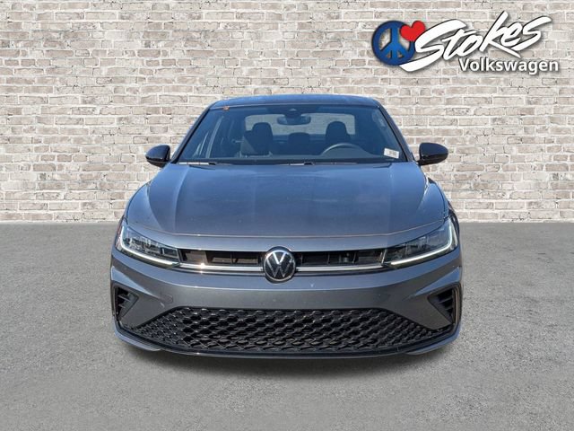 Certified 2025 Volkswagen Jetta Sport FWD image 9