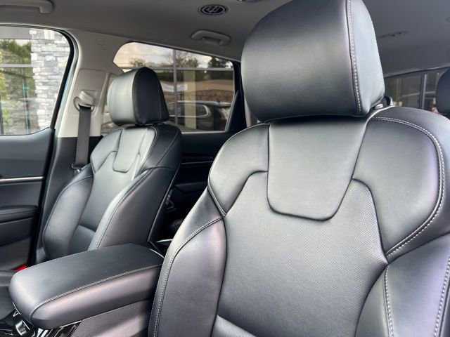 Used 2025 Kia Telluride LX image 13