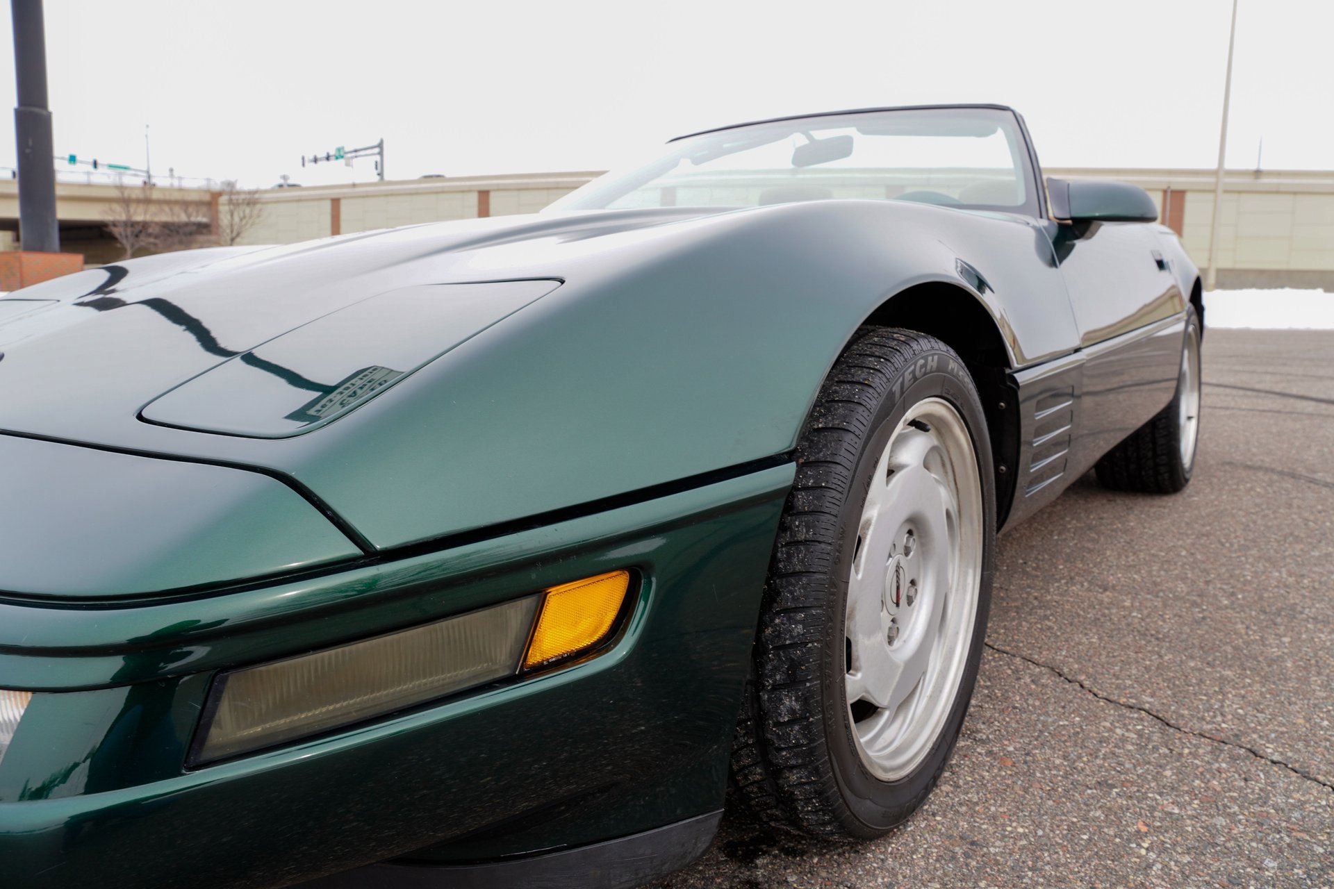Used 1992 Chevrolet Corvette 2dr Convertible image 10