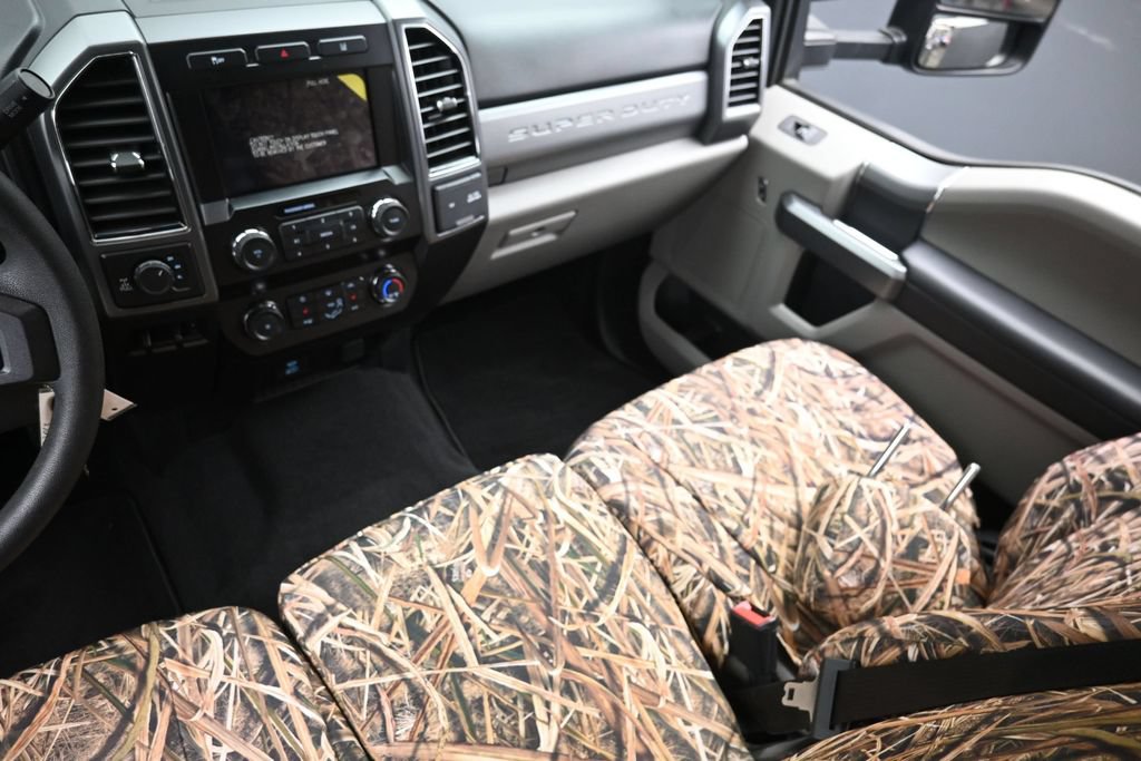Used 2020 Ford F350 XLT w/ XLT Premium Package AWD/4WD image 15