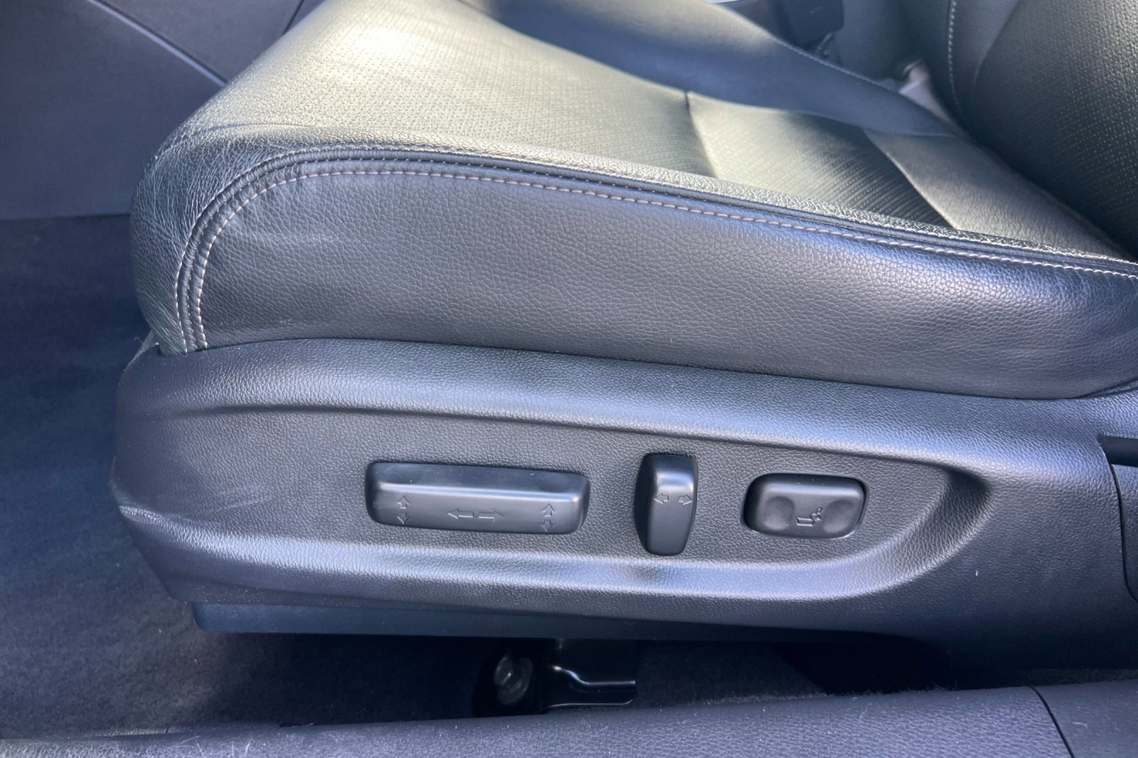 Used 2017 Honda Accord EX-L image 14