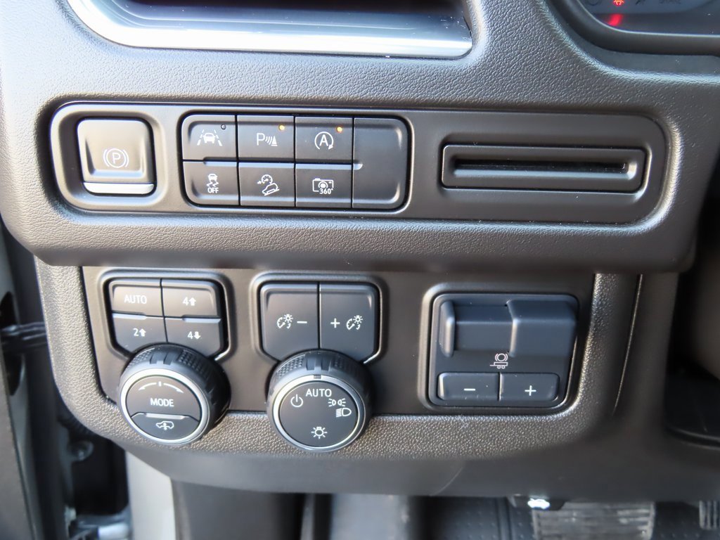 Certified 2023 Chevrolet Tahoe Z71 w/ Z71 Off-Road Package image 11