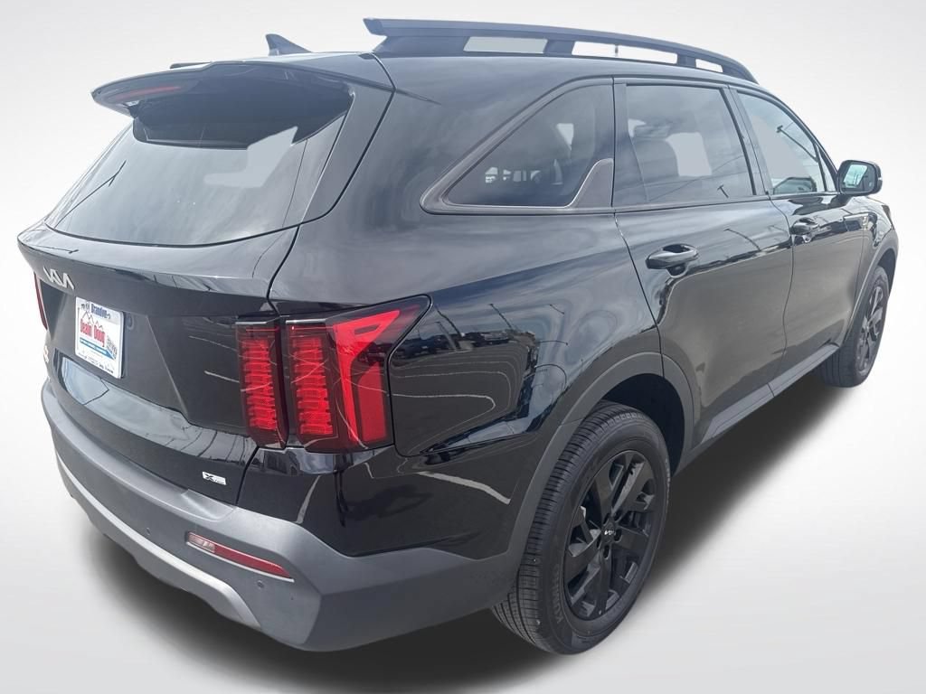 Used 2023 Kia Sorento S AWD/4WD image 5