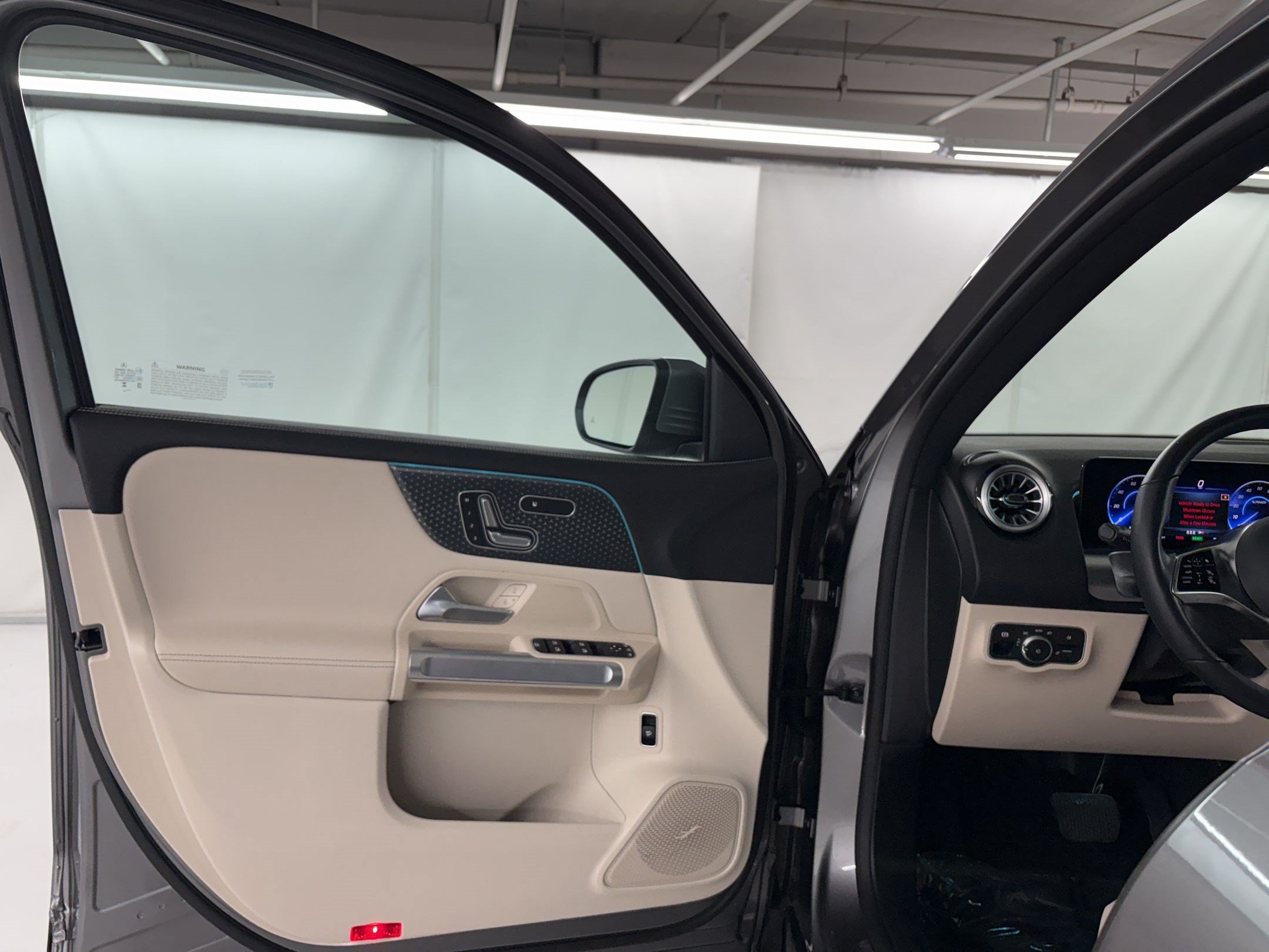 Certified 2024 Mercedes-Benz EQB 300 4MATIC image 26