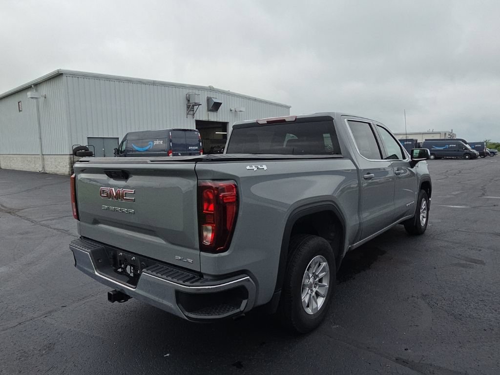 Used 2024 GMC Sierra 1500 SLE AWD/4WD image 5