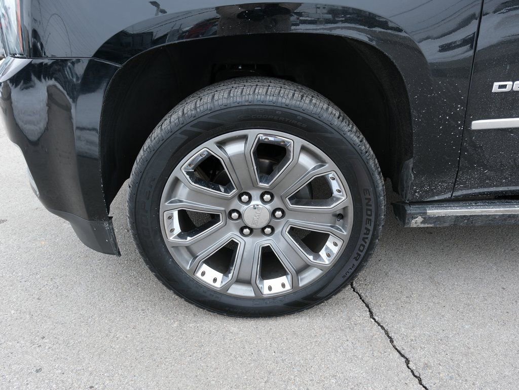 Used 2016 GMC Yukon Denali w/ Open Road Package image 13