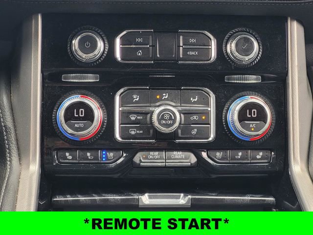 Used 2023 GMC Yukon Denali w/ Advanced Technology Package AWD/4WD image 16