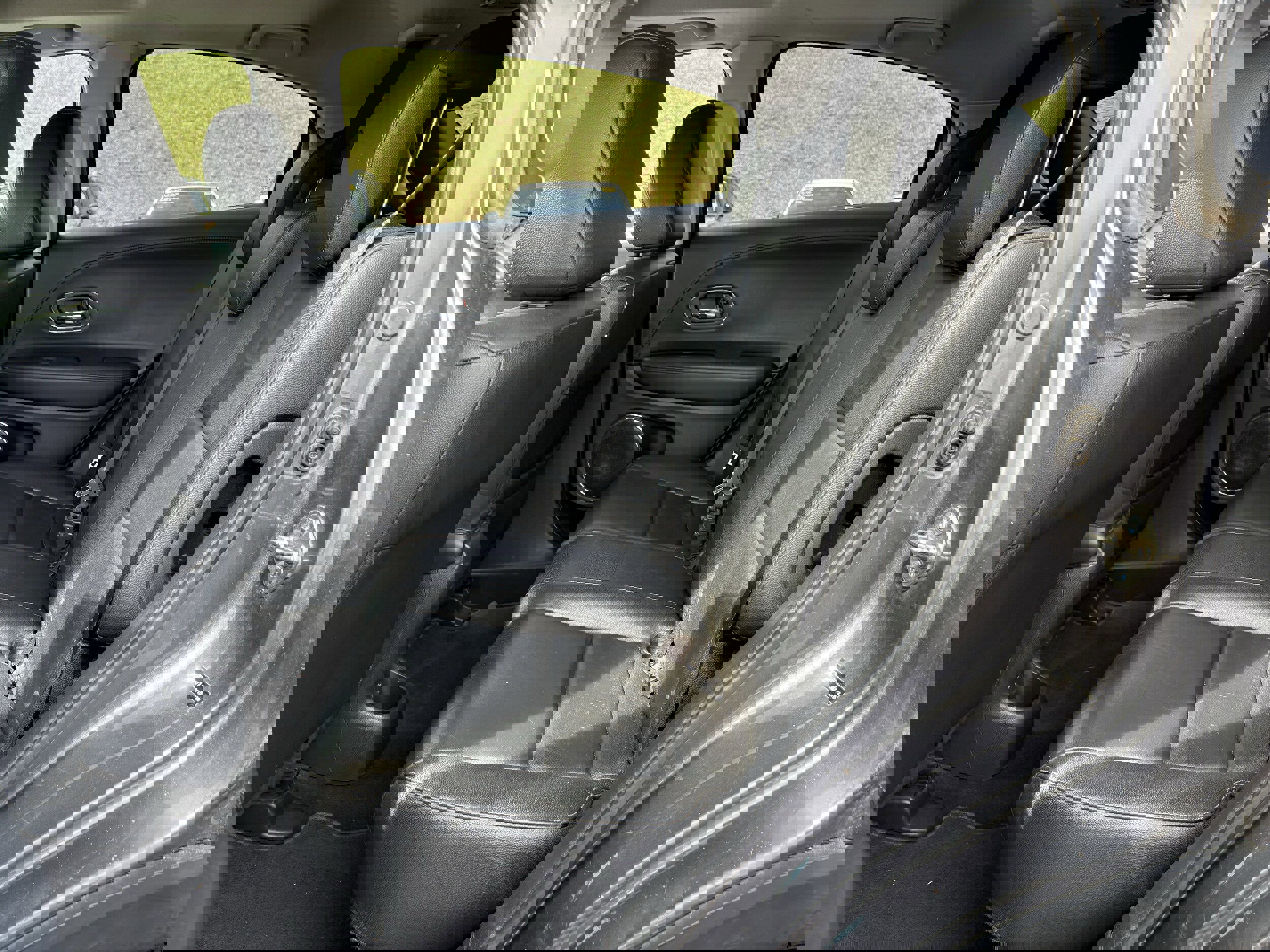 Used 2018 Honda HR-V EX-L image 32