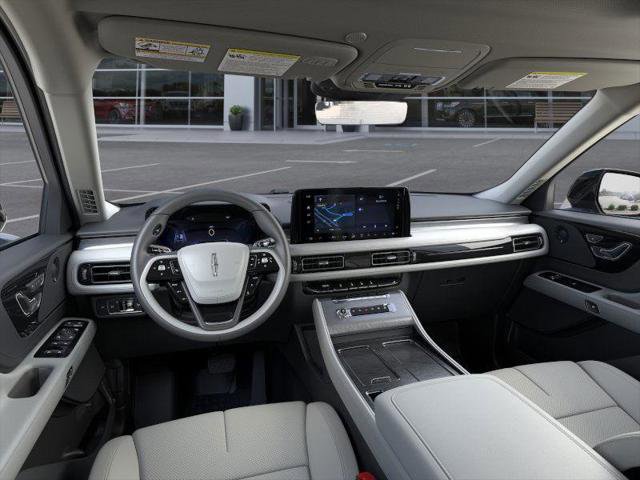 New 2025 Lincoln Aviator AWD w/ Equipment Group 101A image 9