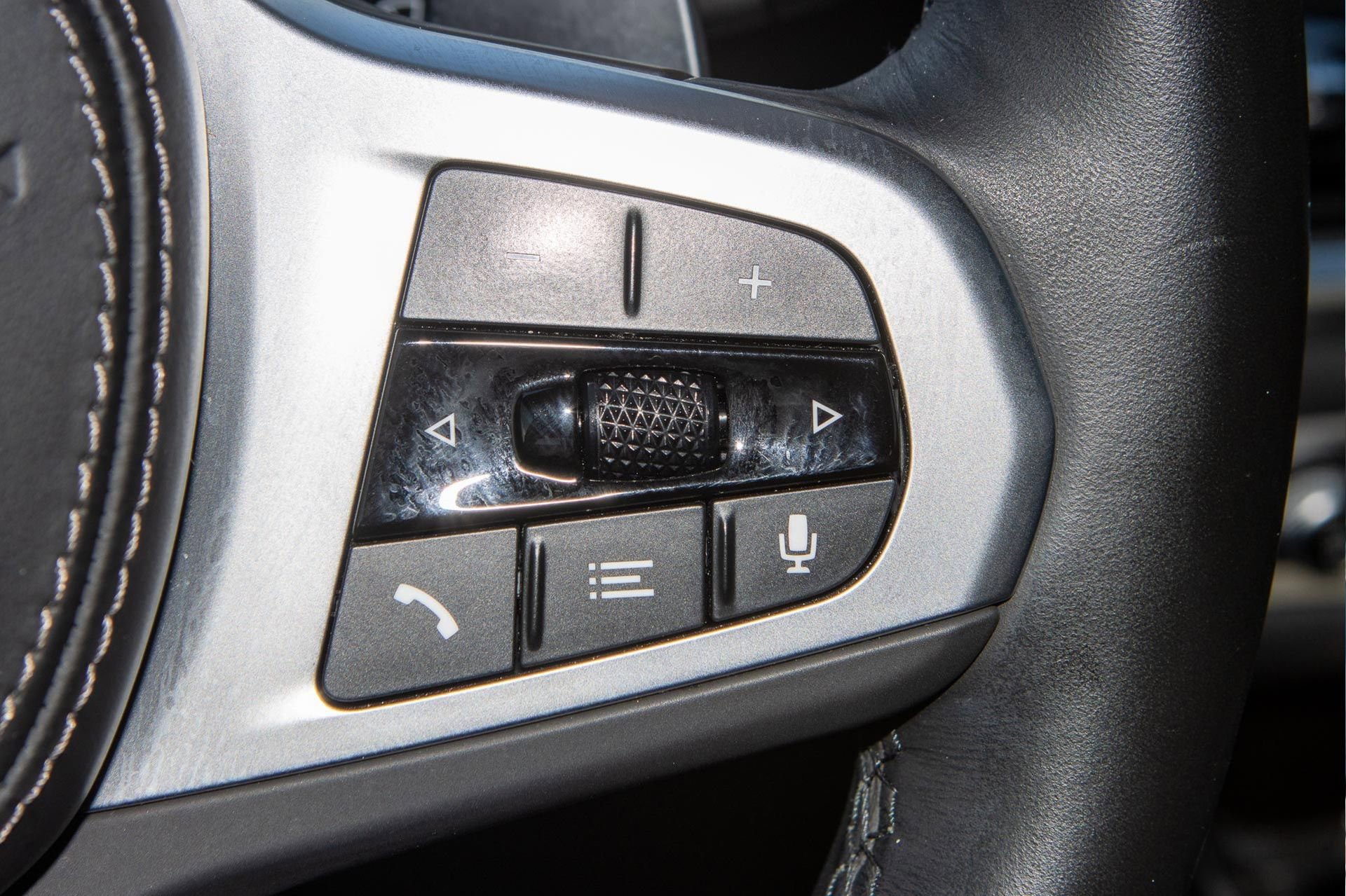 Used 2024 BMW X7 xDrive40i w/ Executive Package image 33