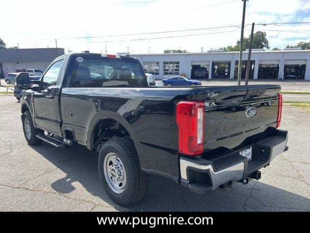 New 2026 Ford F350 XL w/ XL Driver Assist Package RWD image 5