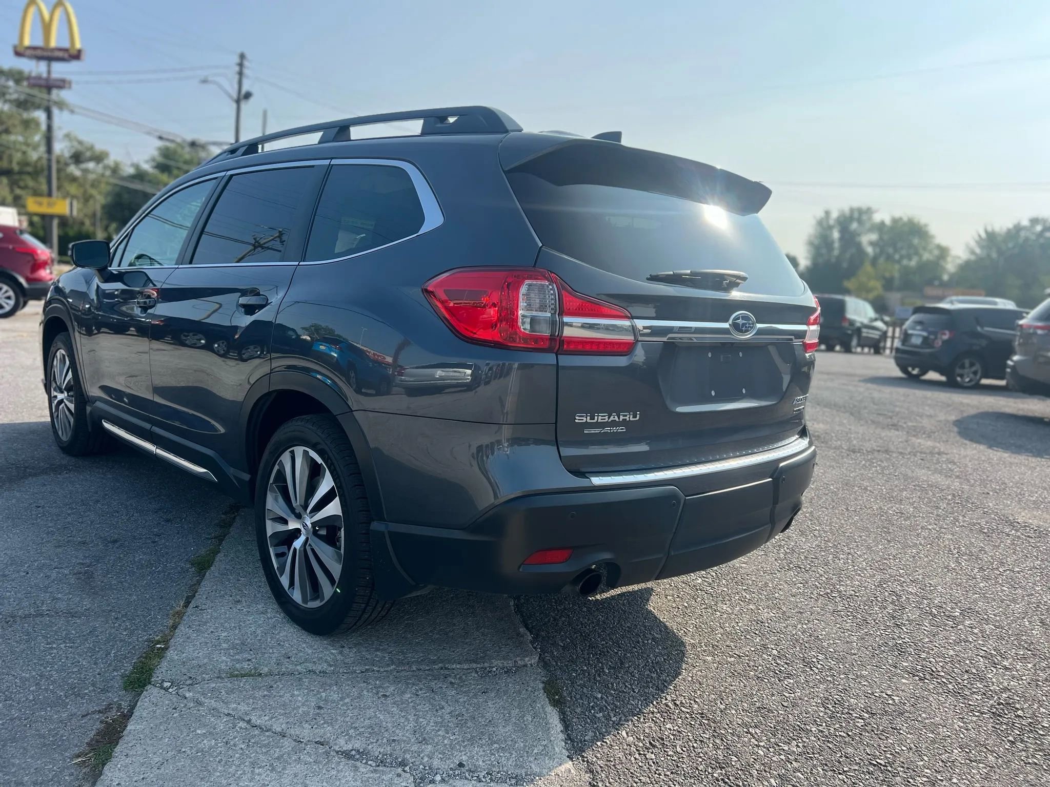 Used 2021 Subaru Ascent Limited w/ Technology Package image 6