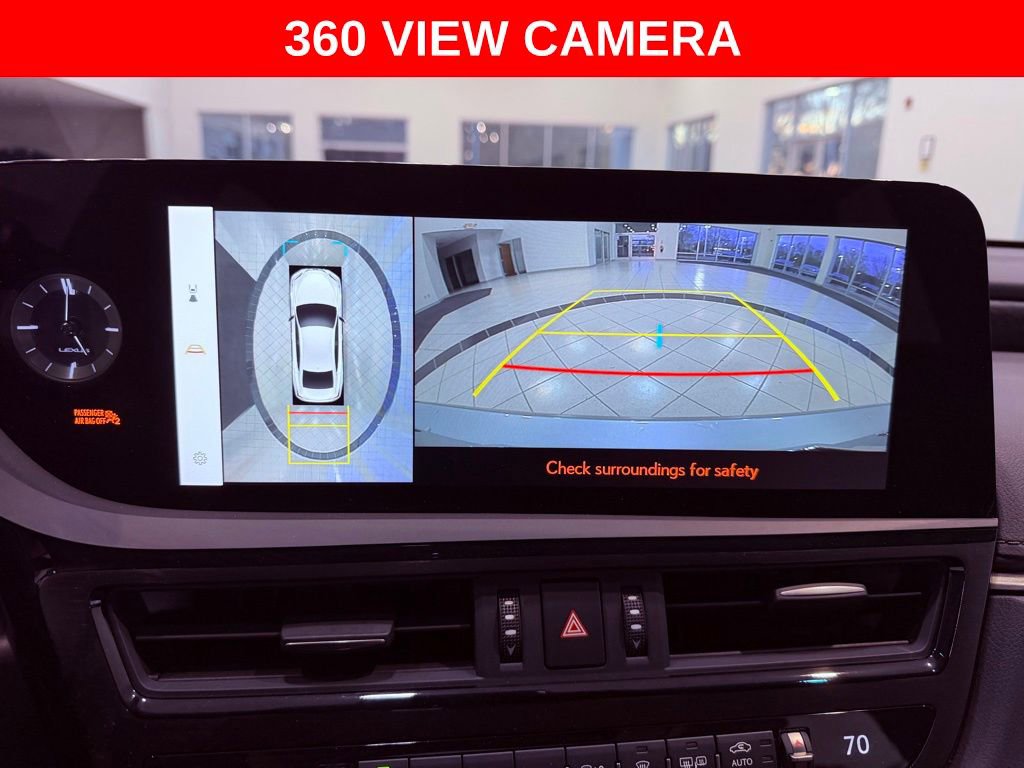 Used 2024 Lexus ES 300h w/ Luxury Package image 13