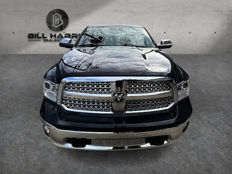 Used 2016 RAM 1500 Laramie w/ Convenience Group AWD/4WD image 2
