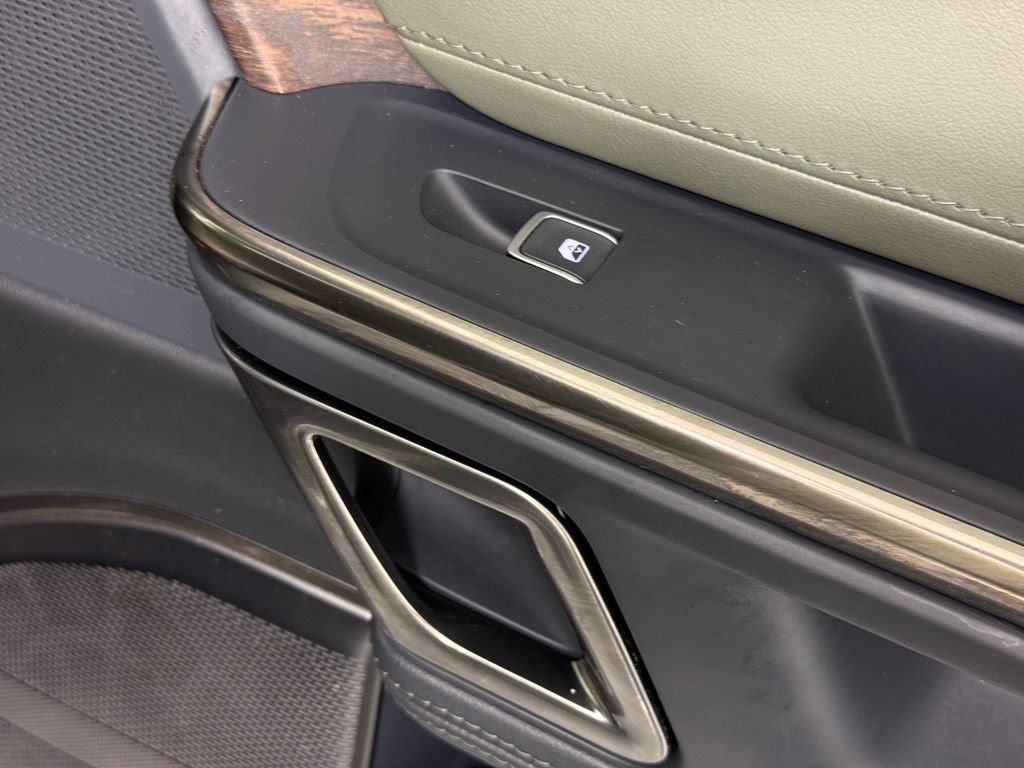 Used 2022 Rivian R1T Launch Edition AWD/4WD image 39