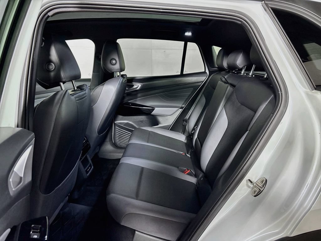 Certified 2023 Volkswagen ID.4 Pro S AWD/4WD image 22